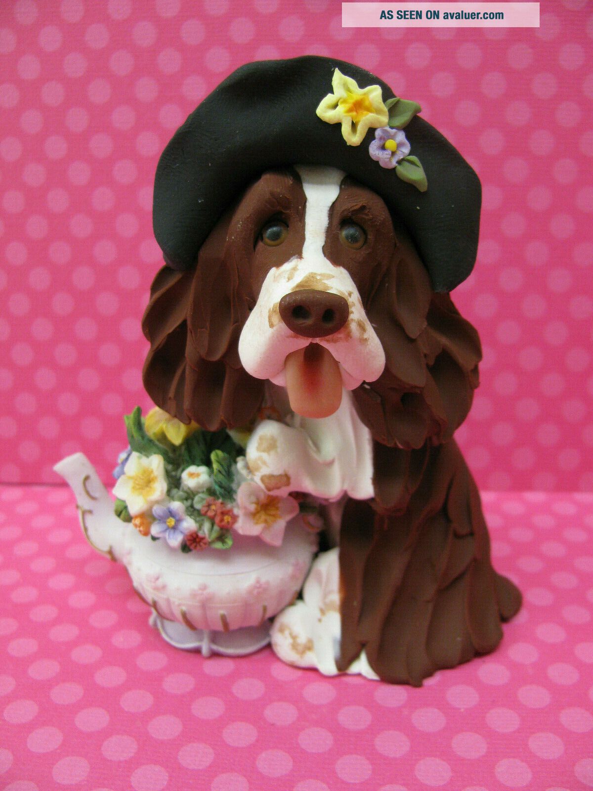 Springer Spaniel Sign Handsculpted L/W English Springer Spaniel With Teapot Figurine | #2319907
