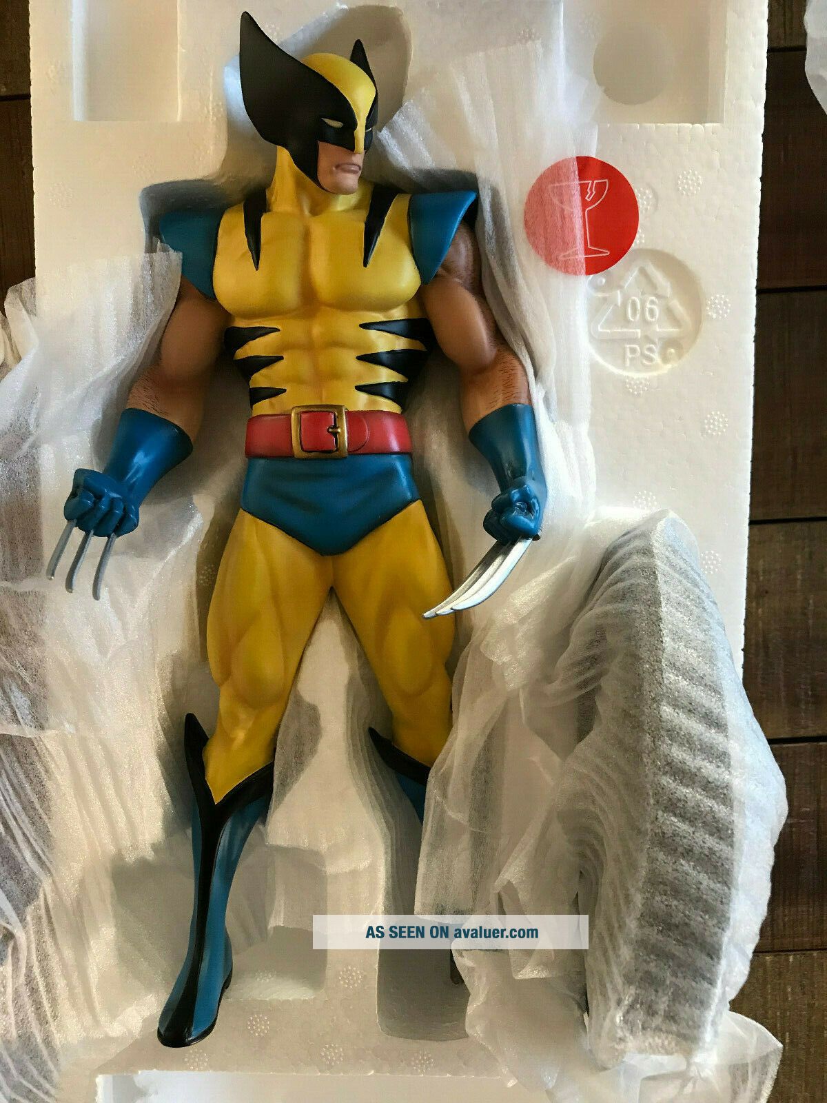 Bowen Designs - Marvel Statuette Old Man Logan 30 cm