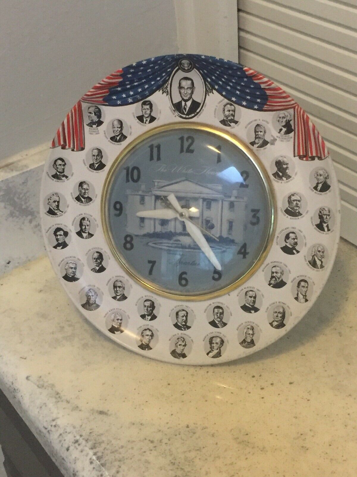 Mid - Century U. S. A Clock Spartus Presidents White House Vintage JFK ...