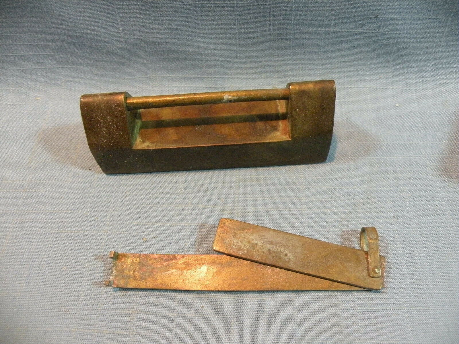 AUTHENTIC VINTAGE BRASS CHINESE LOCK WITH KEY AND BOX, | #15982807