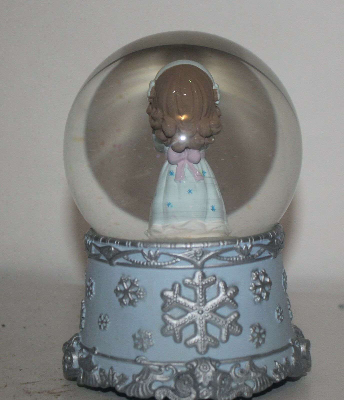 Precious Moments Snow Globesnull