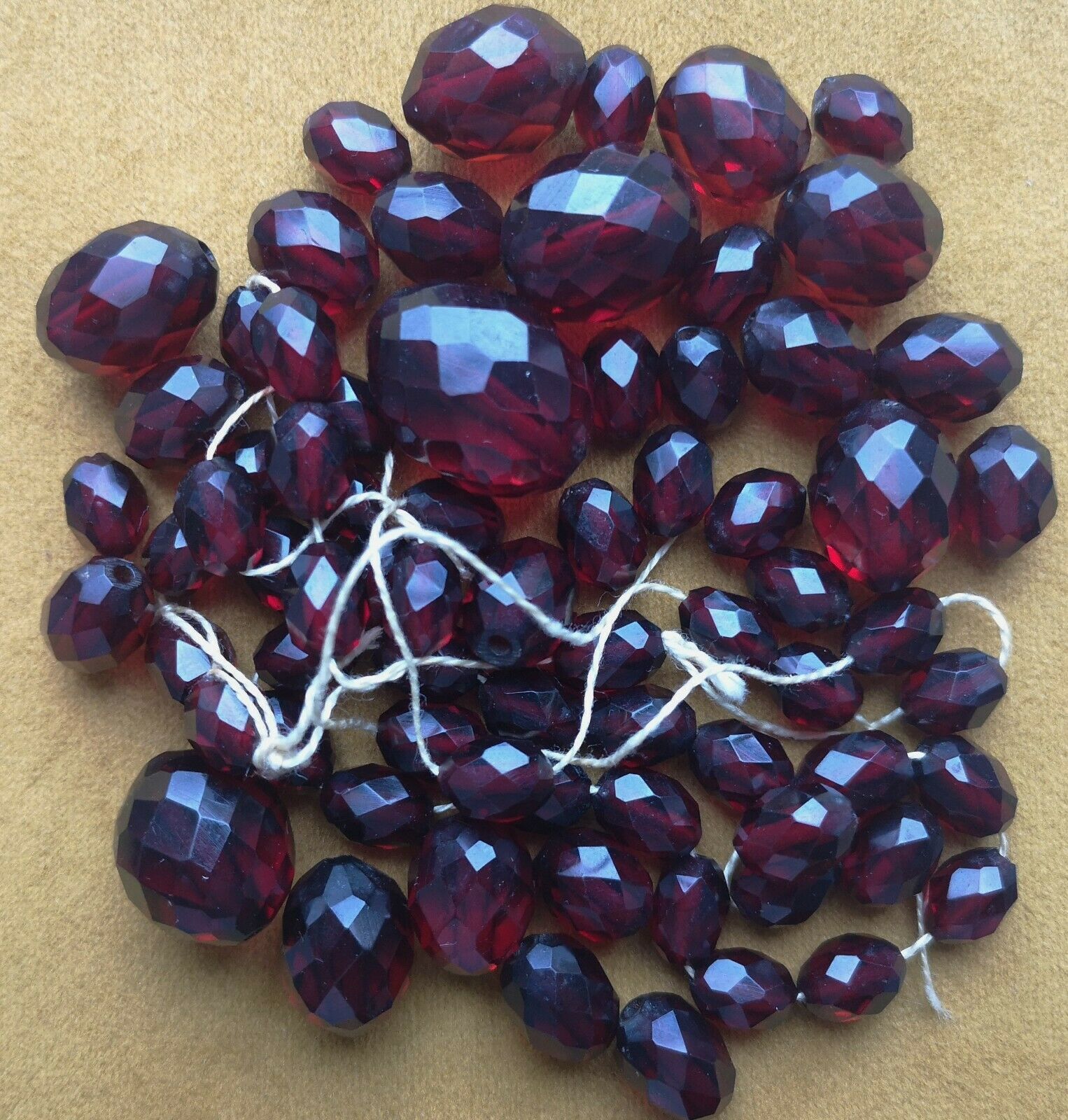 72 Art Deco Cherry Red Amber Bakelite Beads Faceted Unstrung Vintage ...