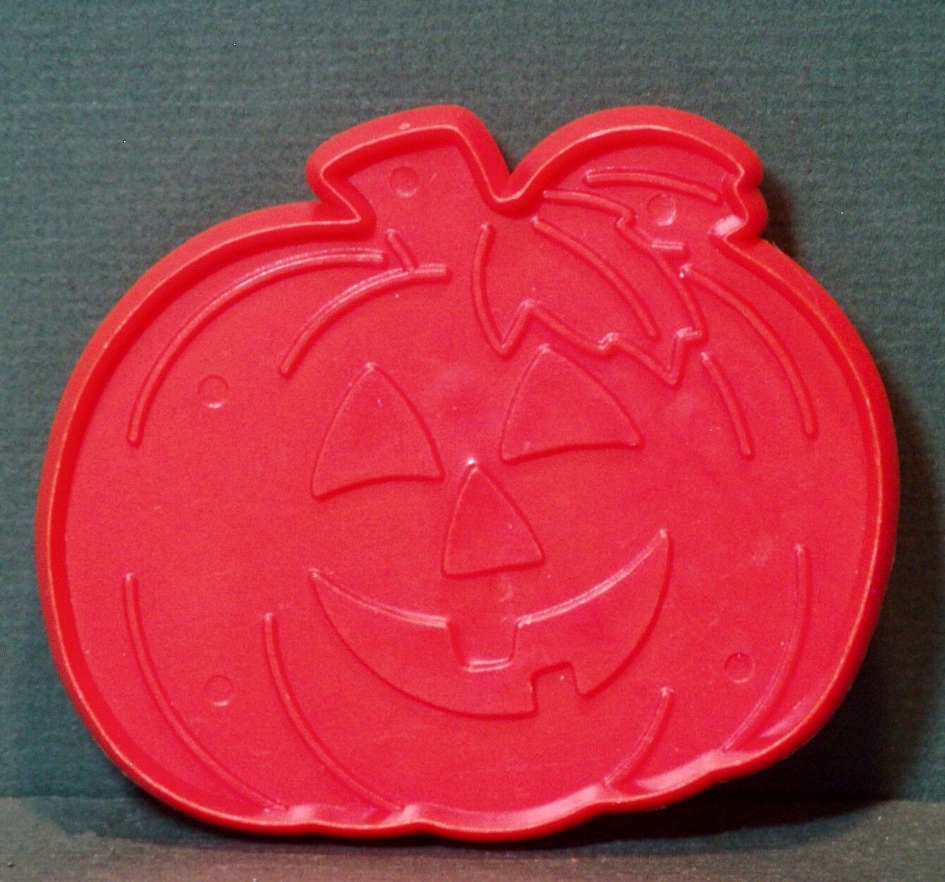 Hallmark Vintage Cookie Cutter - Smiling Pumpkin Halloween Jack - O ...